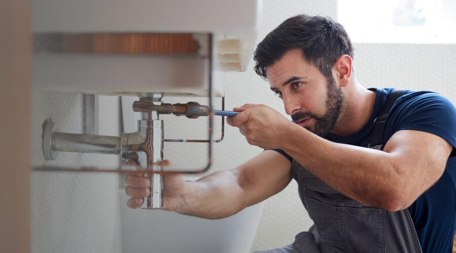 Local tankless water heater installation in Cowden, IL